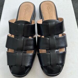 Madewell black leather slide shoe size 7 Medium